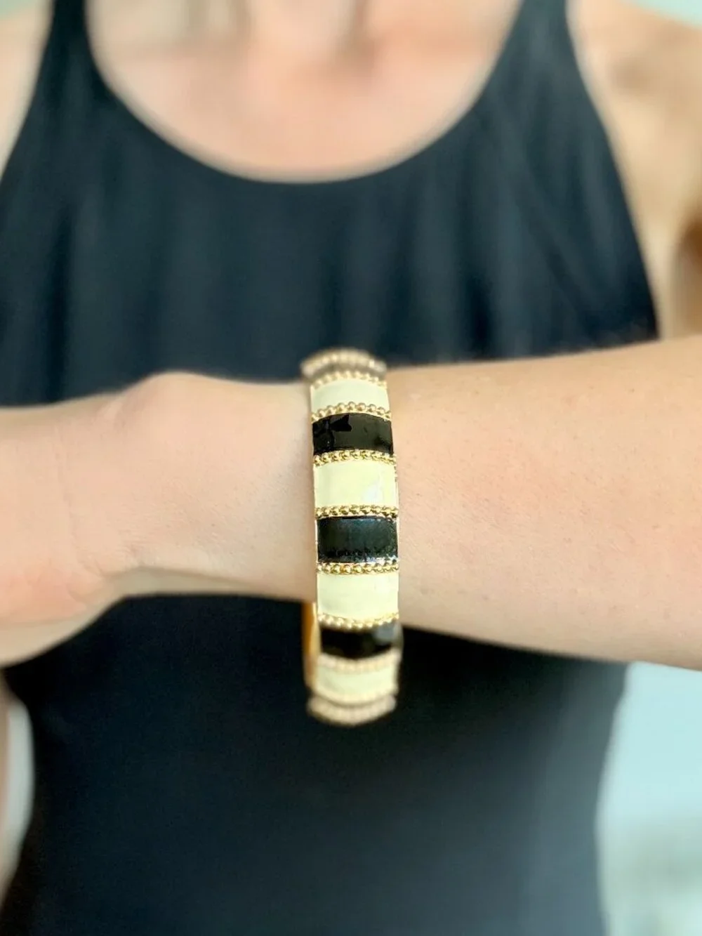 Kate Spade Harbor Lights Black Cream Enamel Bangle Bracelet - Picture 8 of 8